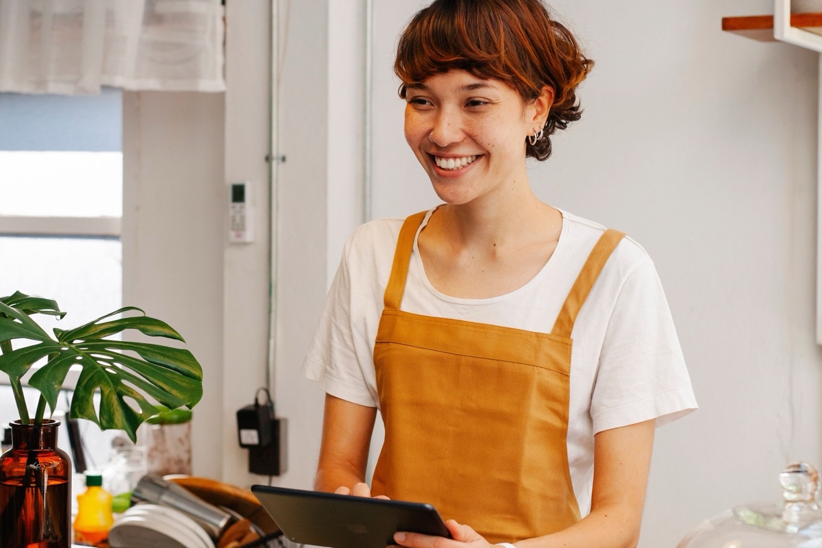 Negocio cliente gestionando su presencia digital